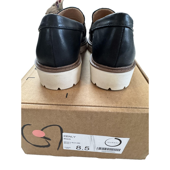 Journee Collection Kenly Shoes Womens Size 8.5 Black Loafers Croc Embossed Sole - Picture 3 of 12